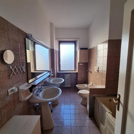 Santa Marta Apartment Biella Exterior foto